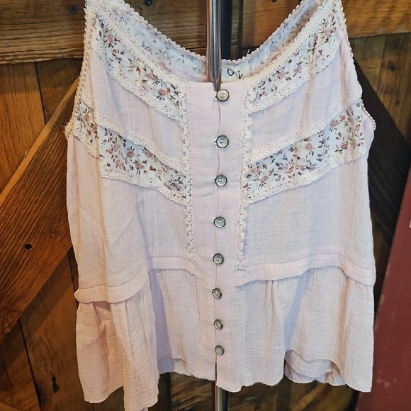 274 POL Soft Blush Lace-Trim Button Cami - Picture 2 of 12